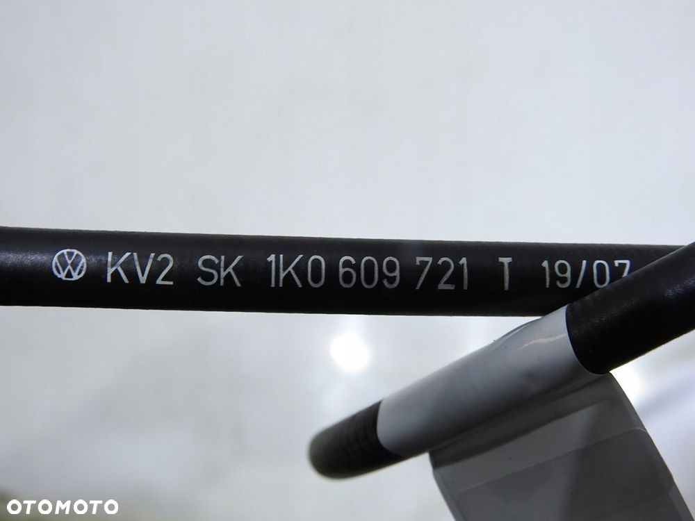 LINKA HAMULCA RĘCZNEGO PRAWA SKODA OCTAVIA II HB - 6