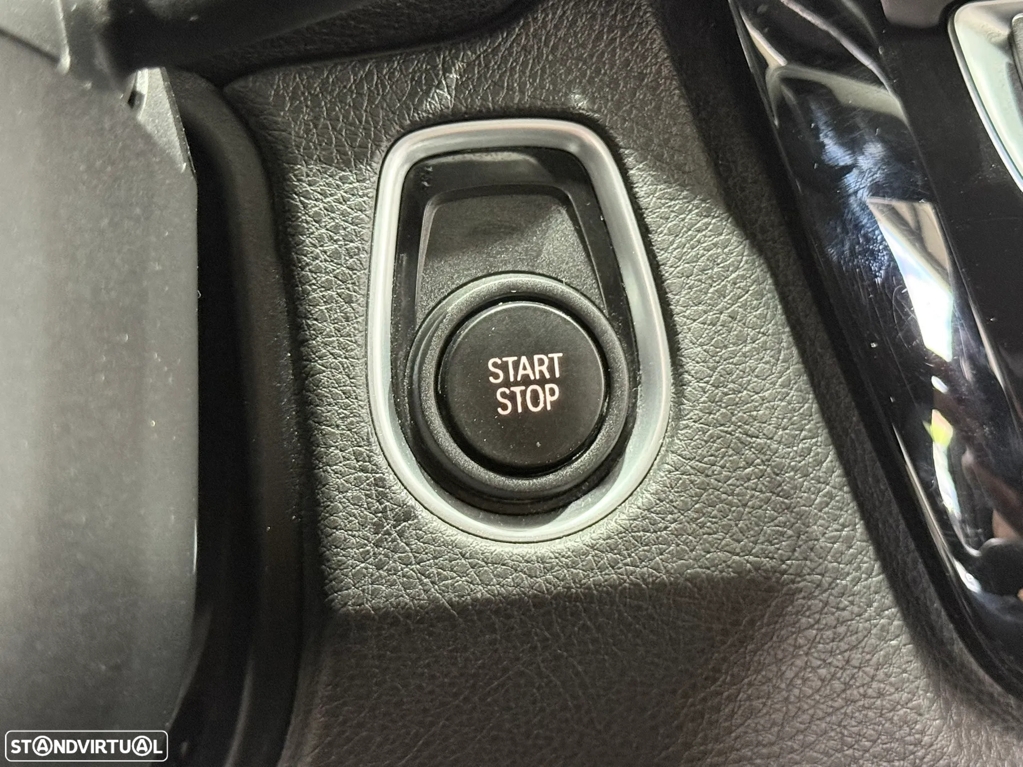 BMW 330 e iPerformance Line Sport - 27