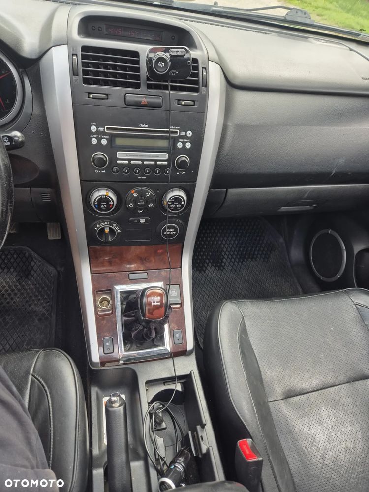 Suzuki Grand Vitara 1.9 DDiS - 9
