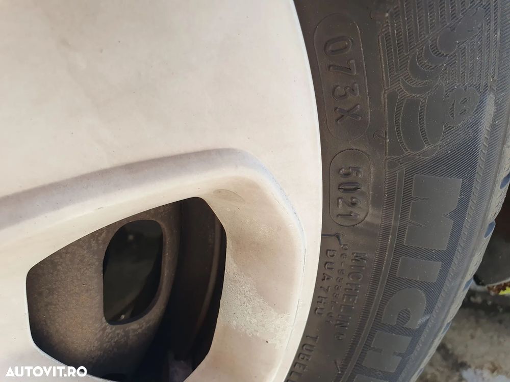 Ford Fiesta 1.25i Trend - 10