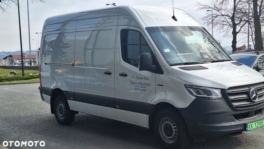 Mercedes-Benz eSprinter - 6