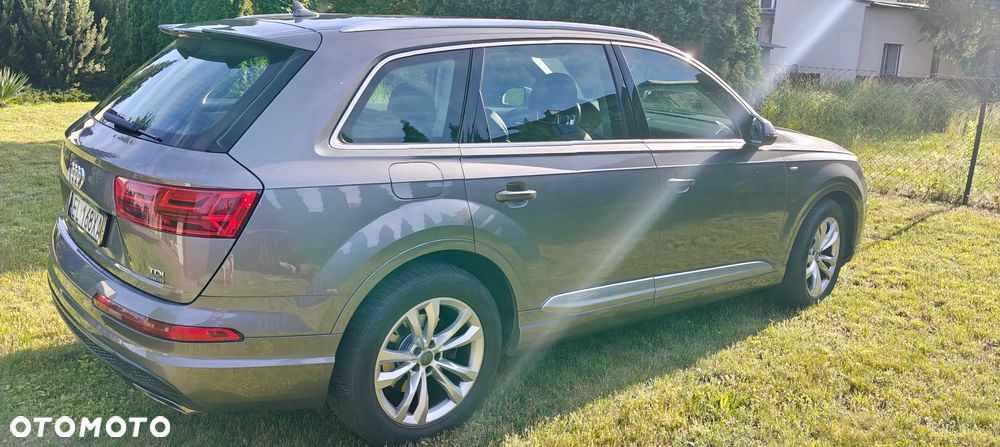 Audi Q7 - 7