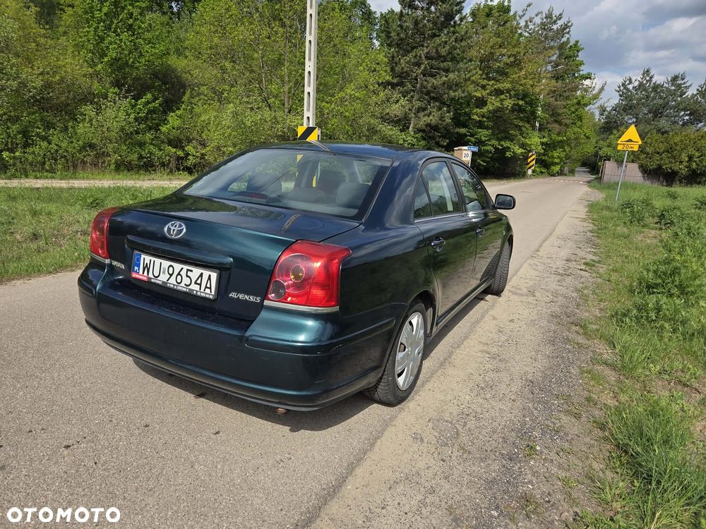 Toyota Avensis 1.8 VVT-i Terra - 17
