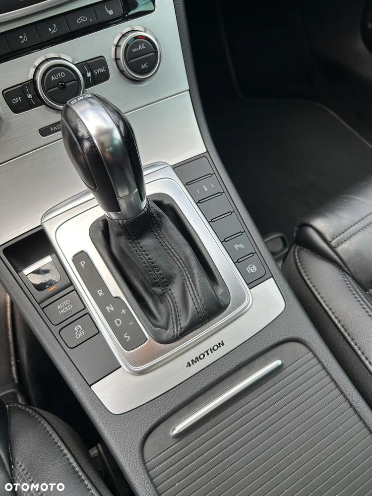 Volkswagen Passat Variant - 15