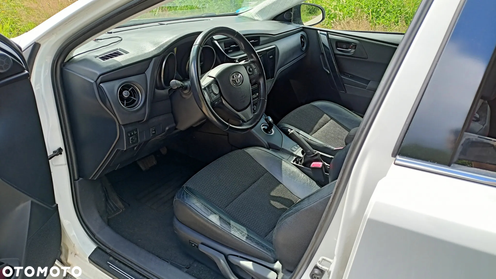 Toyota Auris - 18