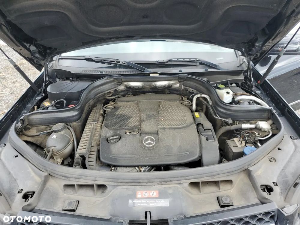 Mercedes-Benz GLK - 12