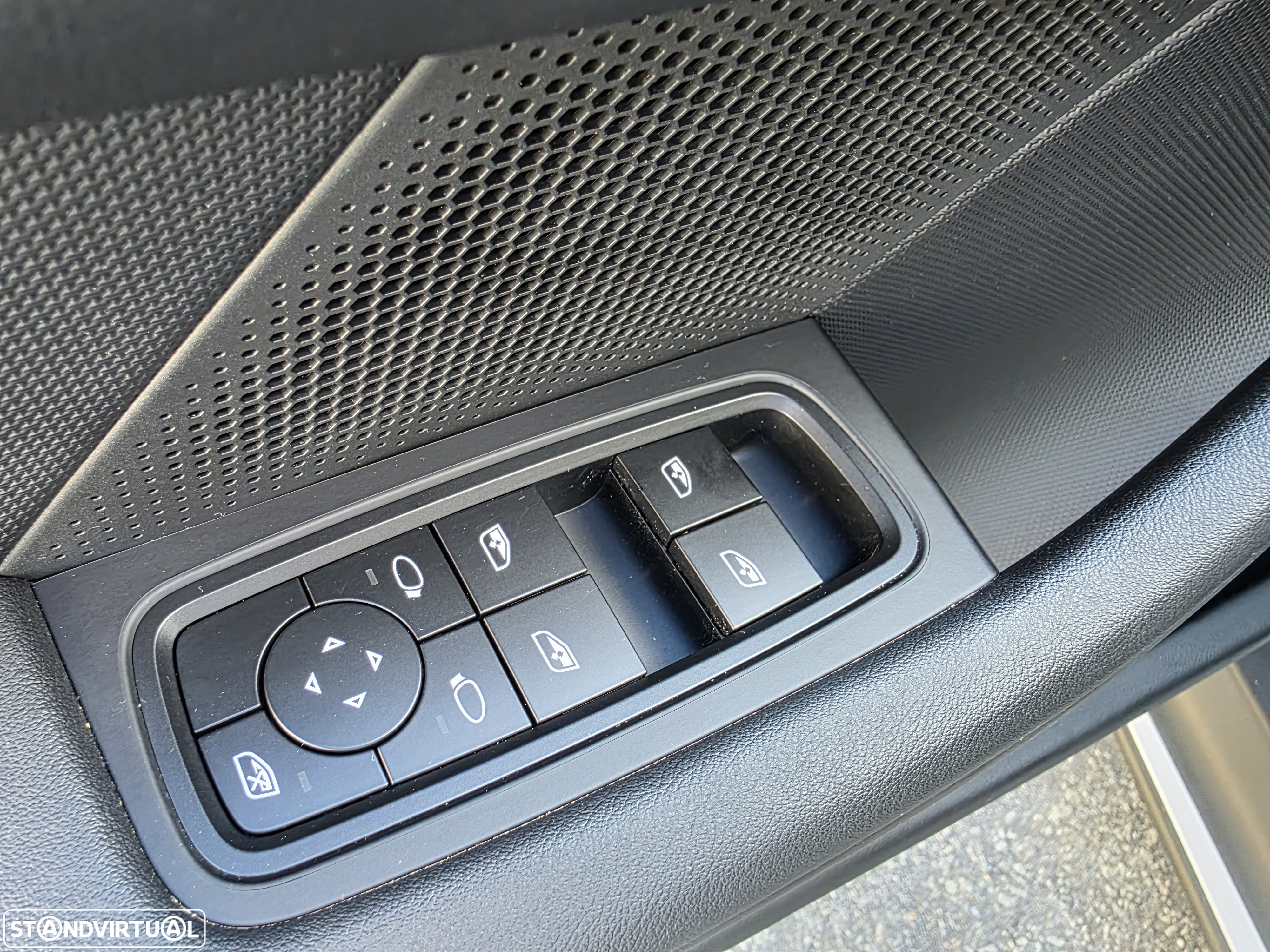 Porsche Taycan Bateria Performance Plus - 32