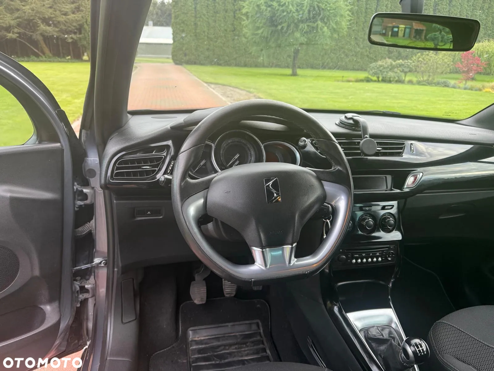 Citroën DS3 1.6 HDi SoChic - 7