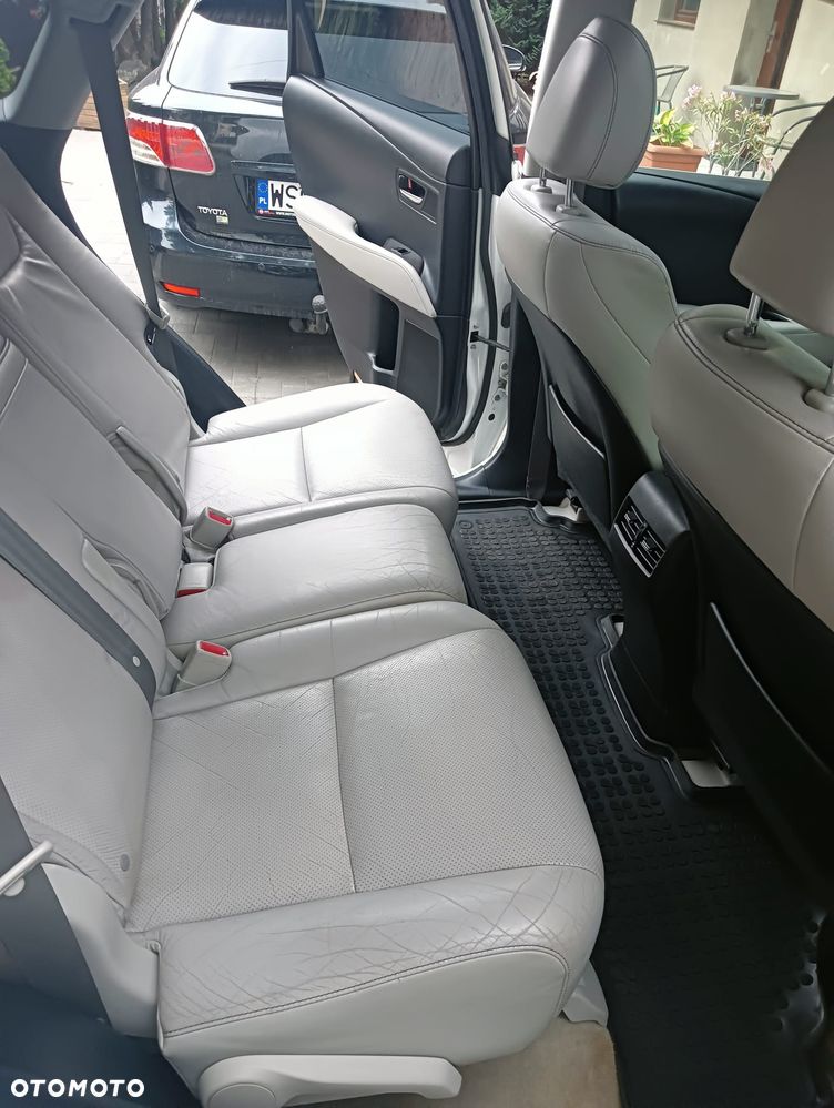 Lexus RX - 7
