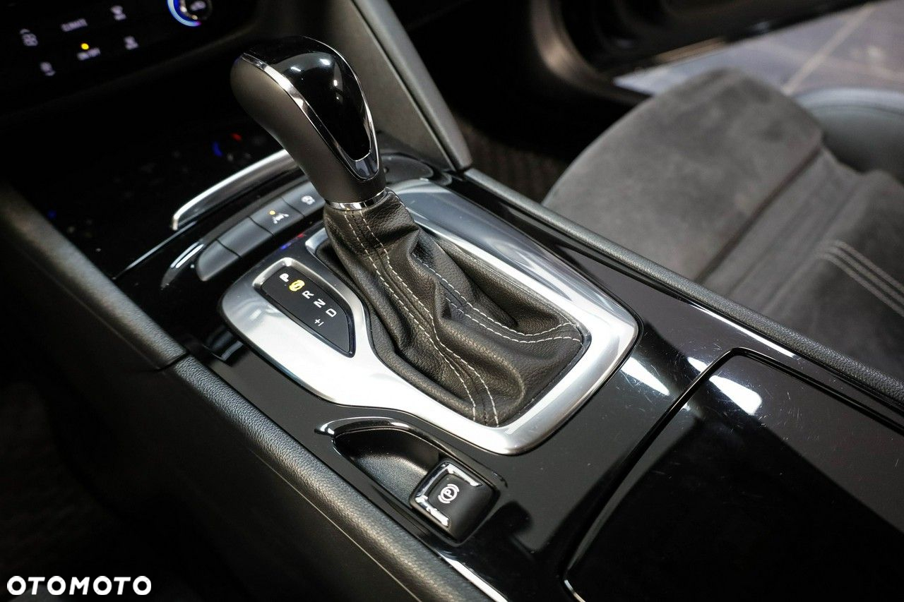 Opel Insignia - 19
