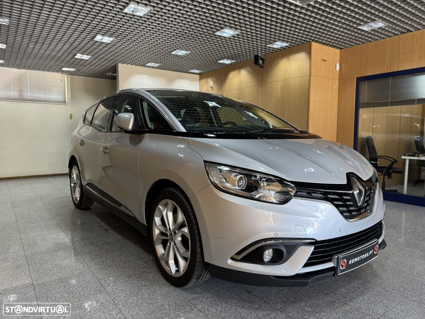 Renault Grand Scénic - 12