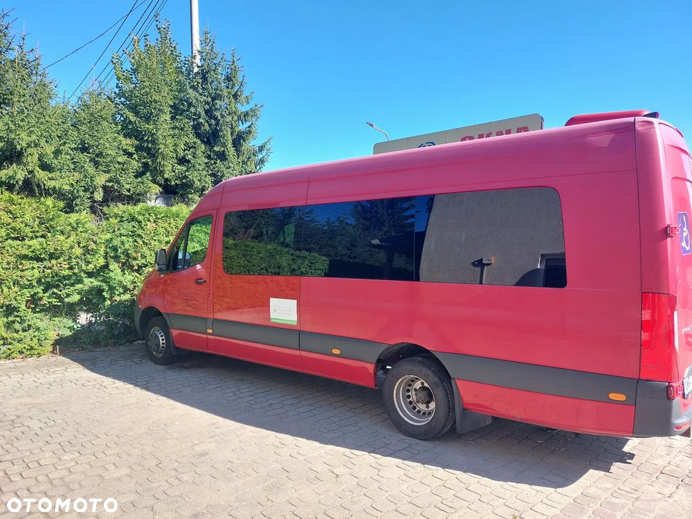 Mercedes-Benz Sprinter - 1