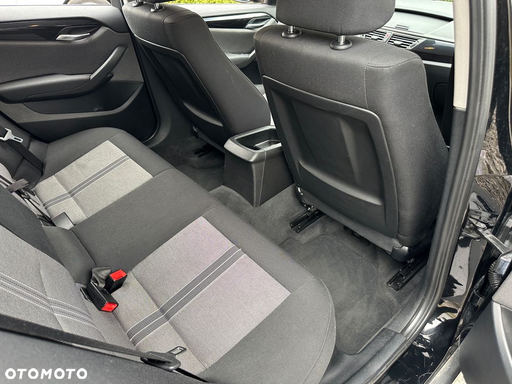 BMW X1 sDrive20d - 8