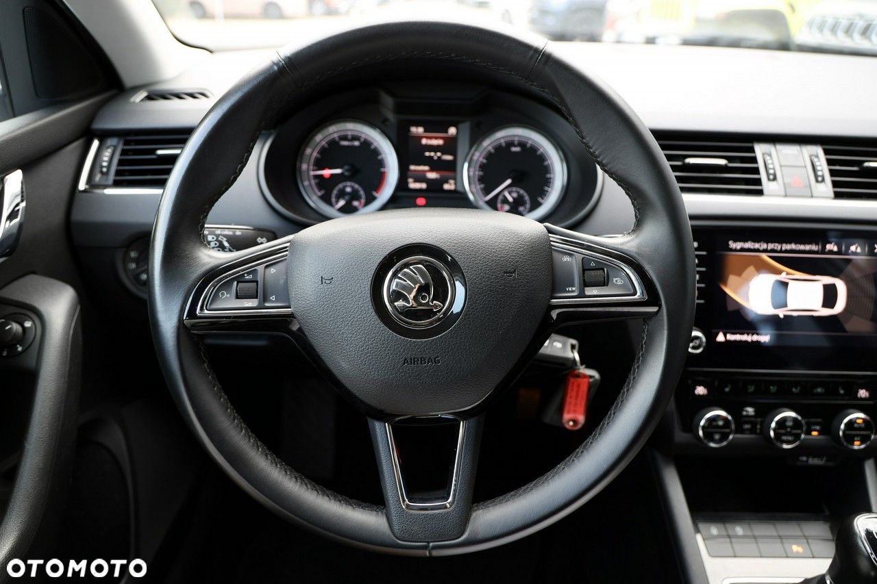 Skoda Octavia - 14