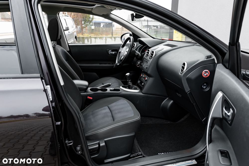 Nissan Qashqai+2 2.0 Tekna Premium - 24