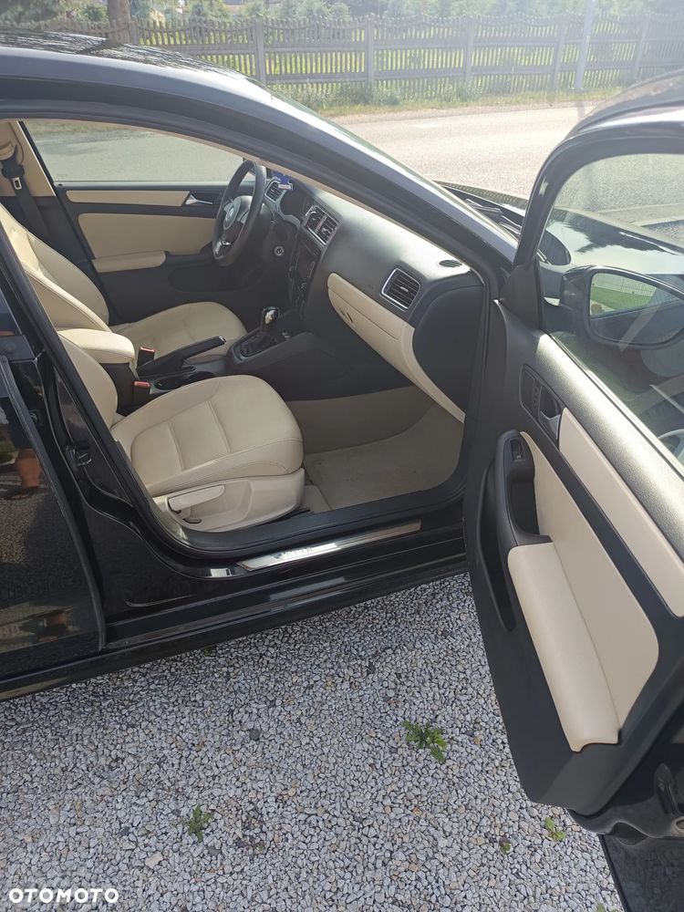 Volkswagen Jetta 2.5 SE - 11