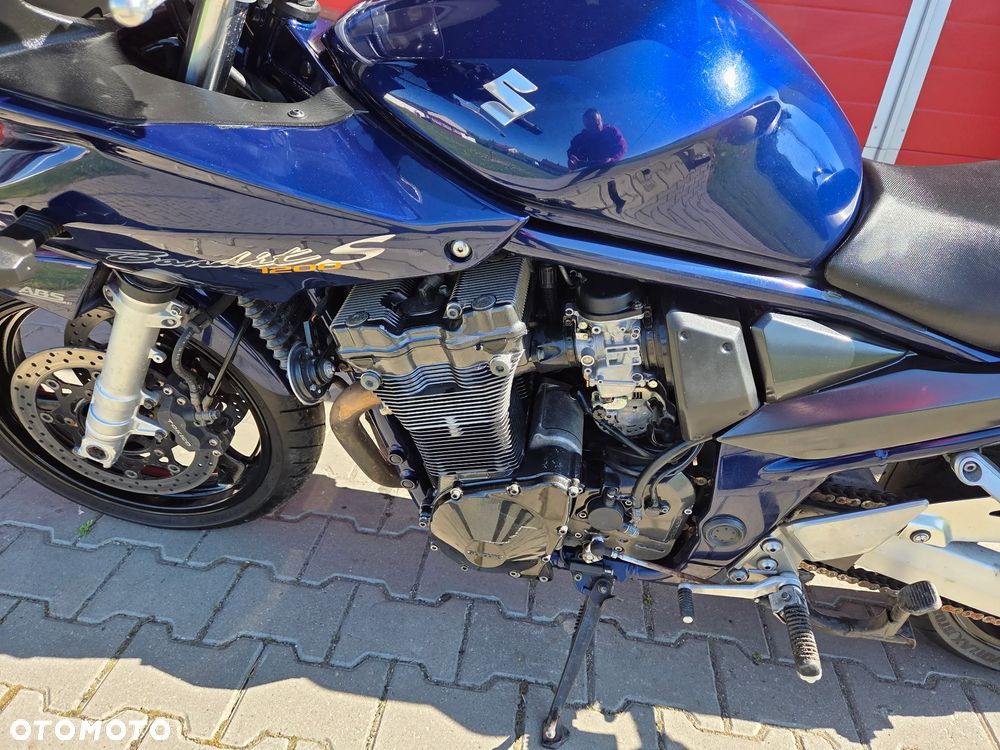 Suzuki Bandit - 12