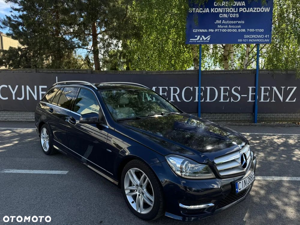 Mercedes-Benz Klasa C 350 CDI DPF 4Matic 7G-TRONIC BlueEFFICIENCY Avantgarde - 1