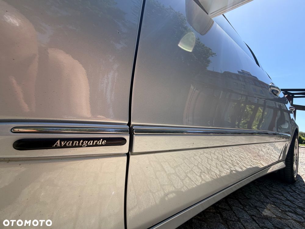 Mercedes-Benz Klasa E 220 CDI Automatik Avantgarde - 17