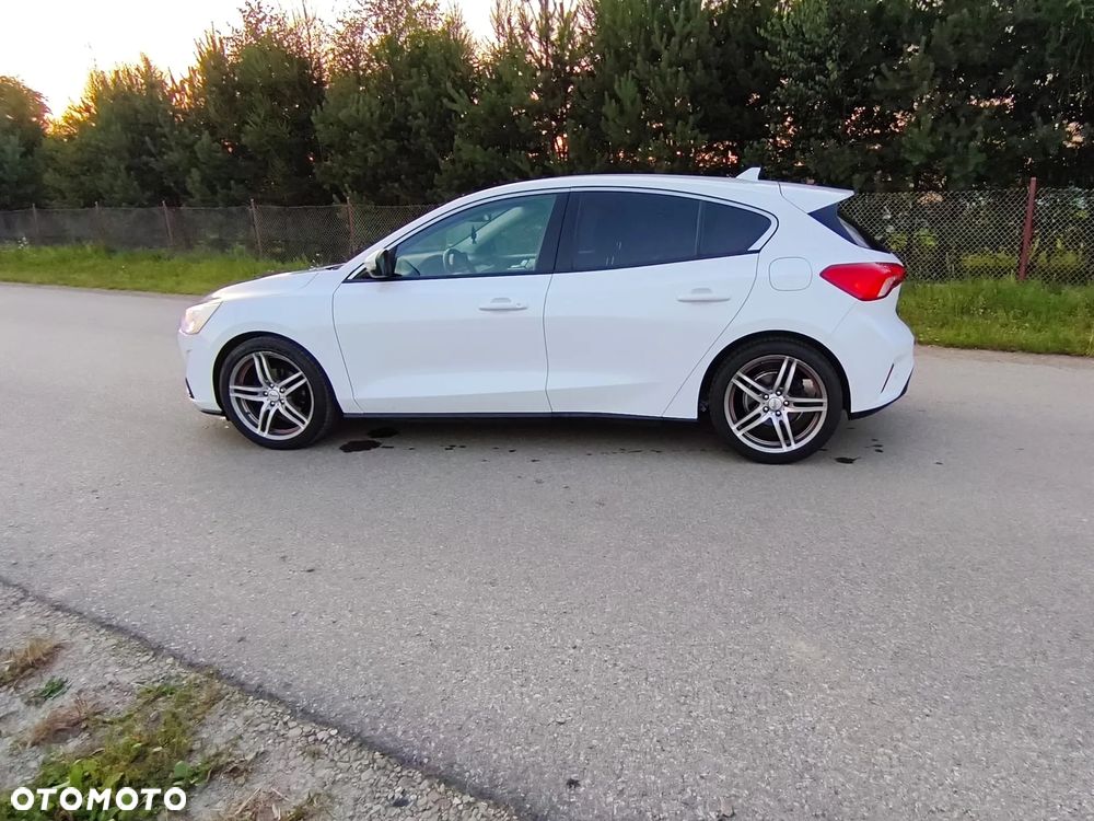 Ford Focus - 4