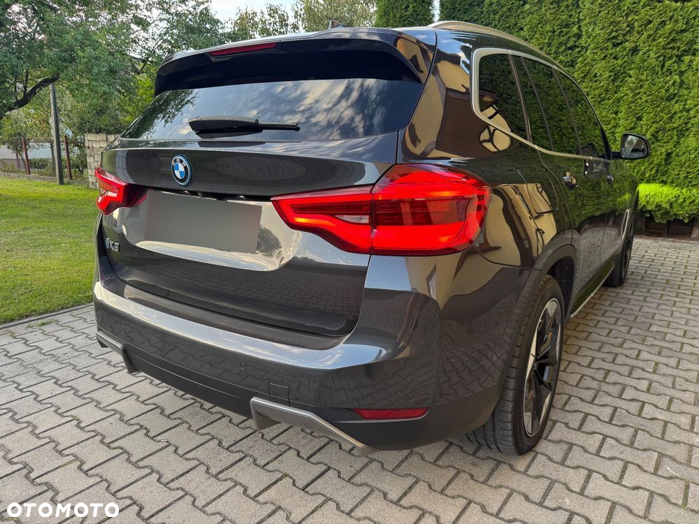 BMW iX3 80kWh Impressive - 12