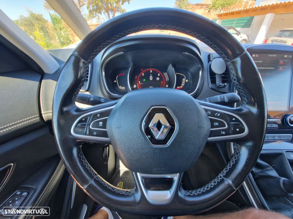 Renault Grand Scénic 1.6 dCi Bose Edition SS - 33