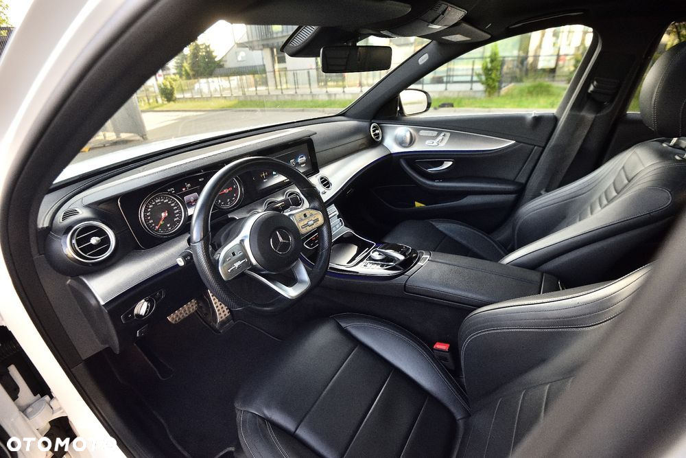 Mercedes-Benz Klasa E 220 d 4-Matic 9G-TRONIC - 7