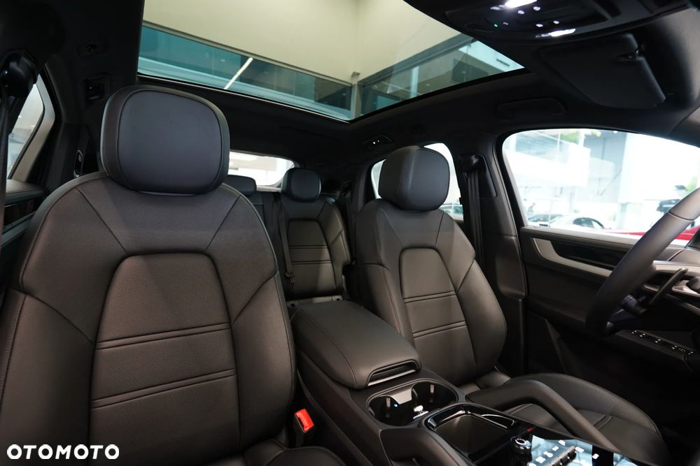 Porsche Cayenne Coupe S - 15