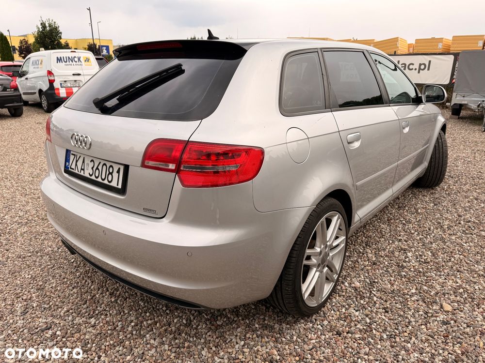 Audi A3 Sportback 2.0 TDI DSG S line Sportpaket plus - 4