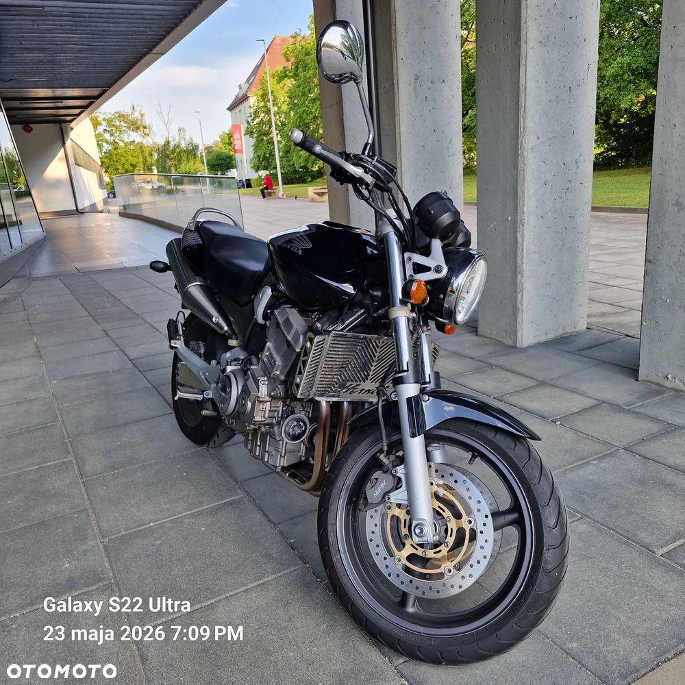 Honda Hornet - 4