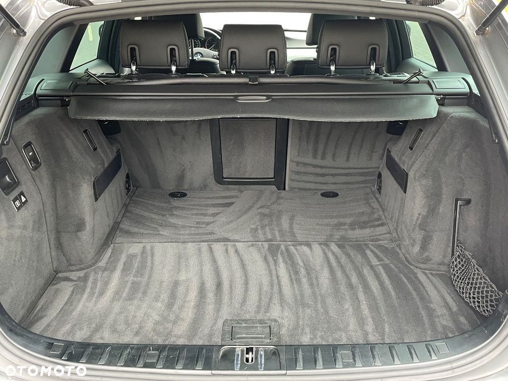 BMW Seria 3 - 25