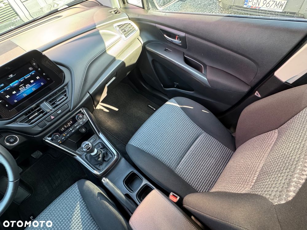 Suzuki S-Cross 1.4 BoosterJet Hybrid Comfort - 23