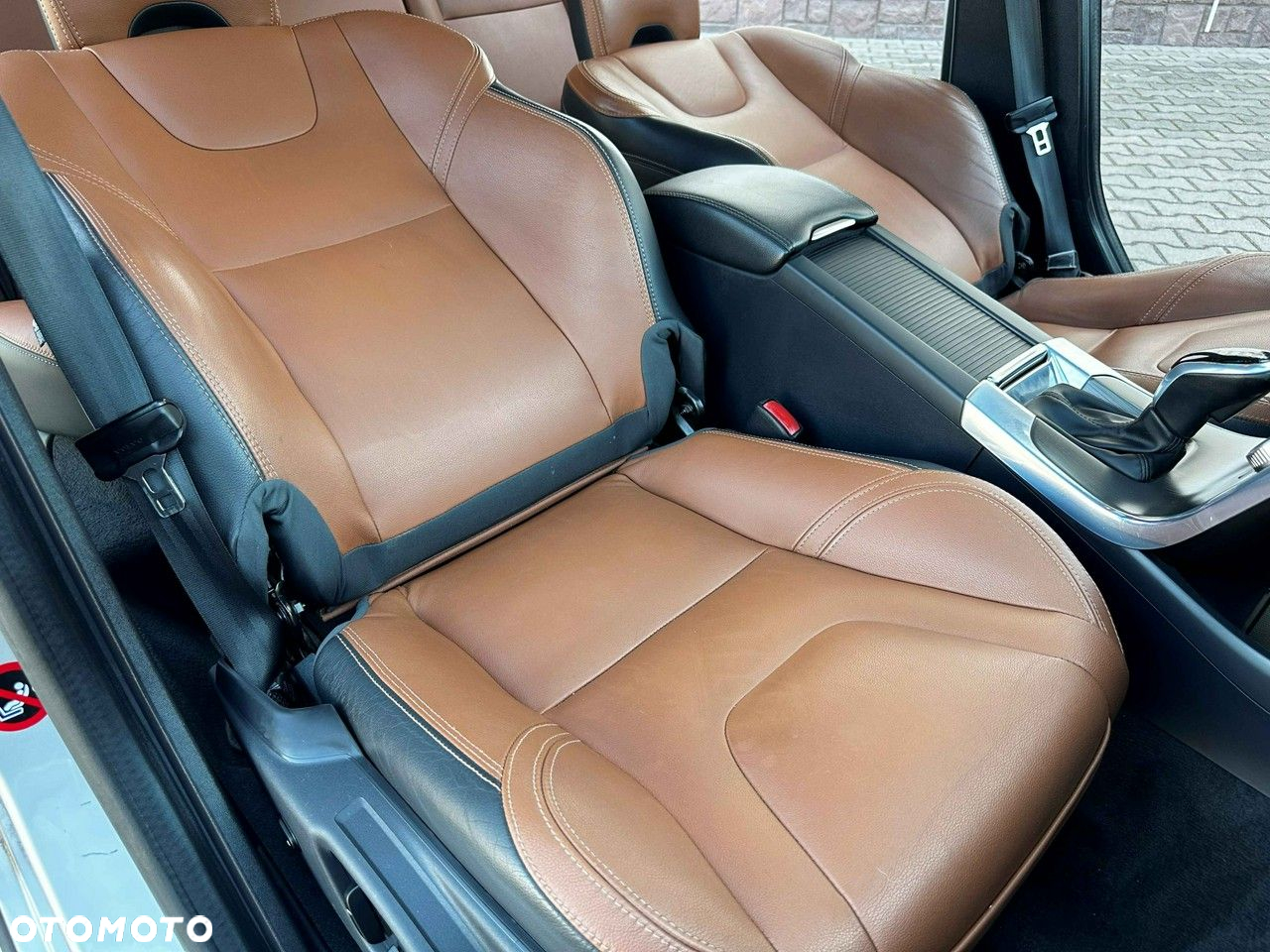 Volvo V60 D4 Geartronic Summum - 22