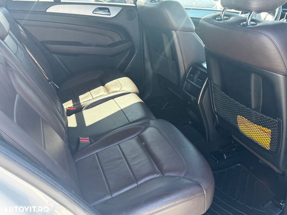 Mercedes-Benz ML - 26