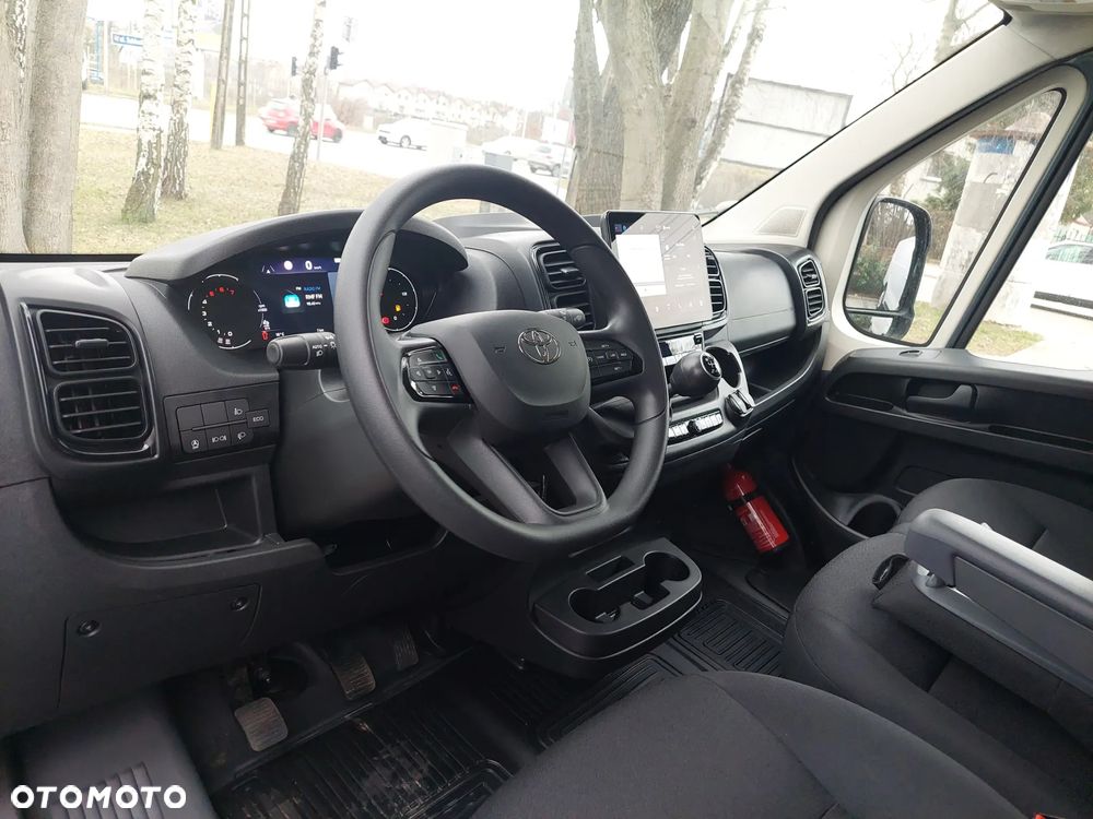 Toyota Proace MAX - 10