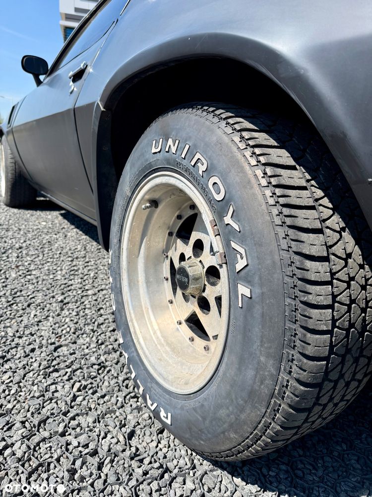 Chevrolet Camaro - 11