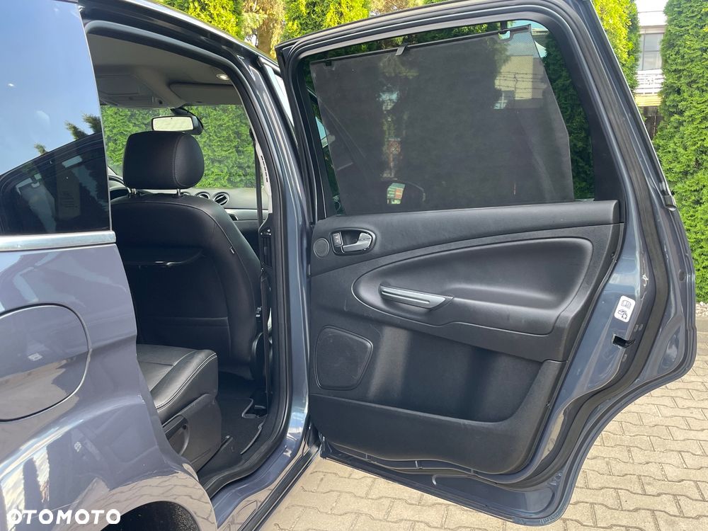 Ford S-Max 2.0 TDCi Titanium - 27