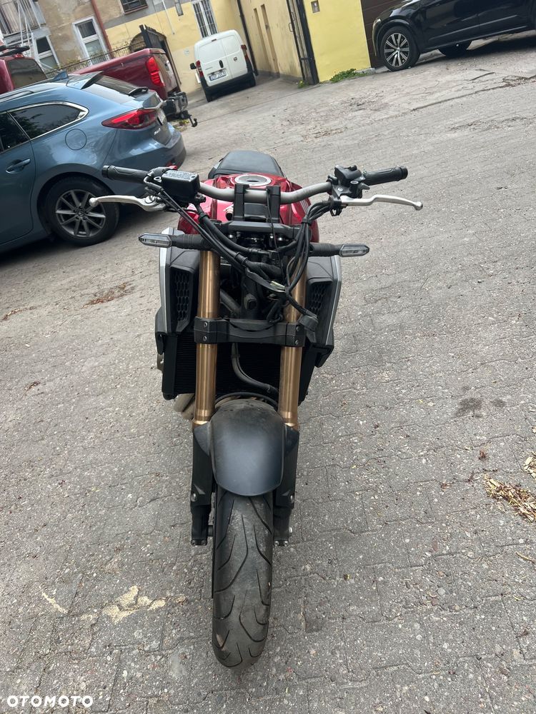 Honda CB - 10