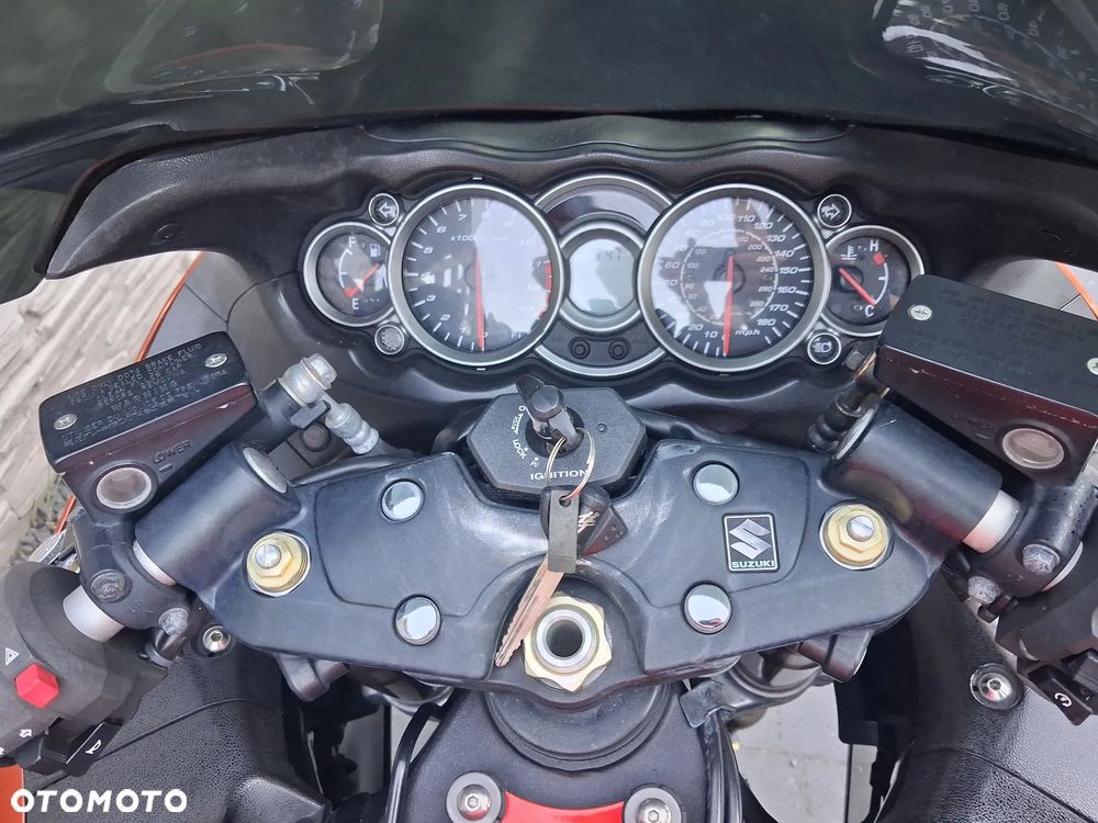 Suzuki Hayabusa - 15