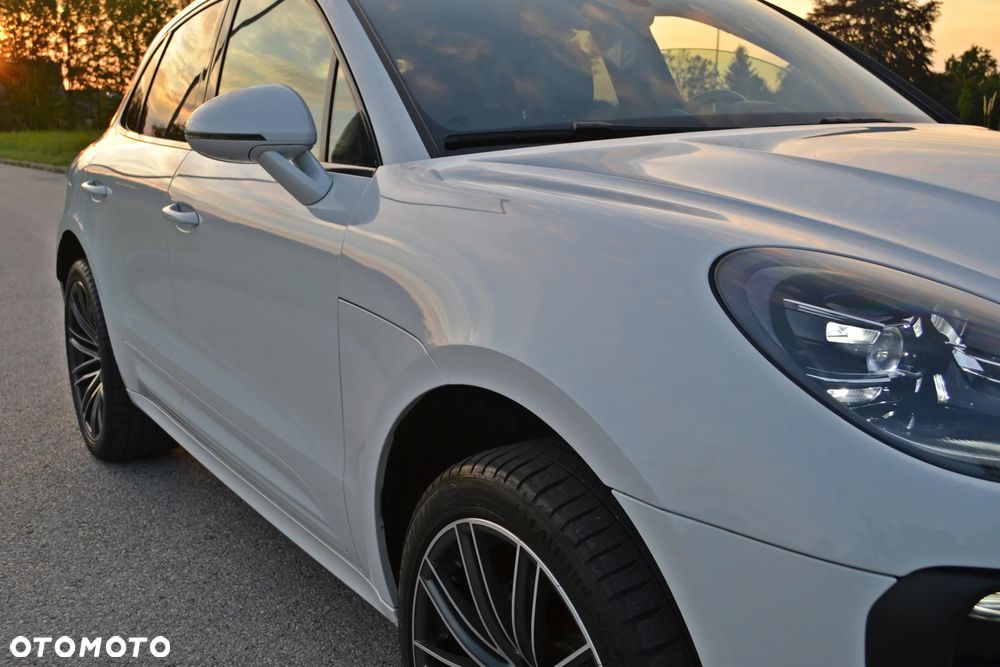 Porsche Macan - 13