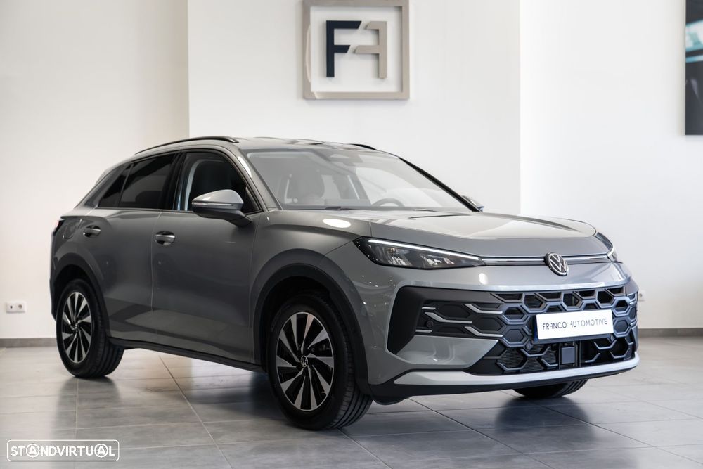 VW T-Roc 1.5 eTSI Life DSG - 1