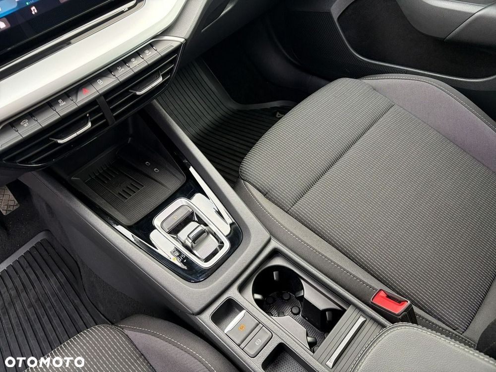 Skoda Octavia 1.5 TSI mHEV DSG Selection - 22