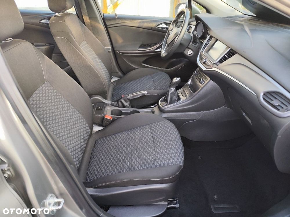 Opel Astra - 19