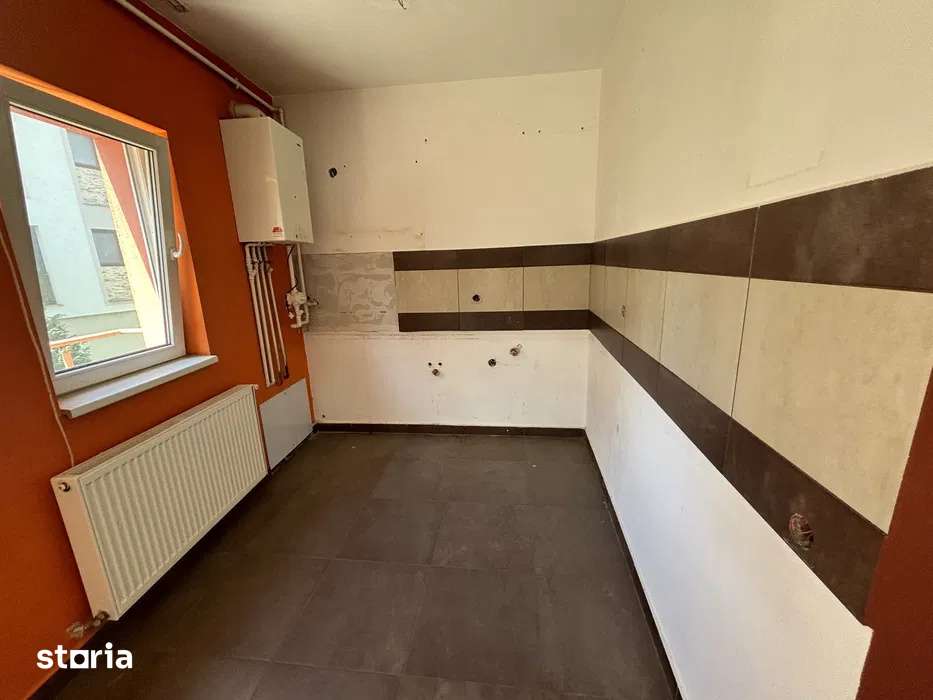 Apartament 3 camere, 2 bai, 72 mp + 8mp balcon, Manastur — fotografia 3