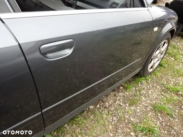 Prawe przednie drzwi Audi A4 B6 sedan LX7Z - 2