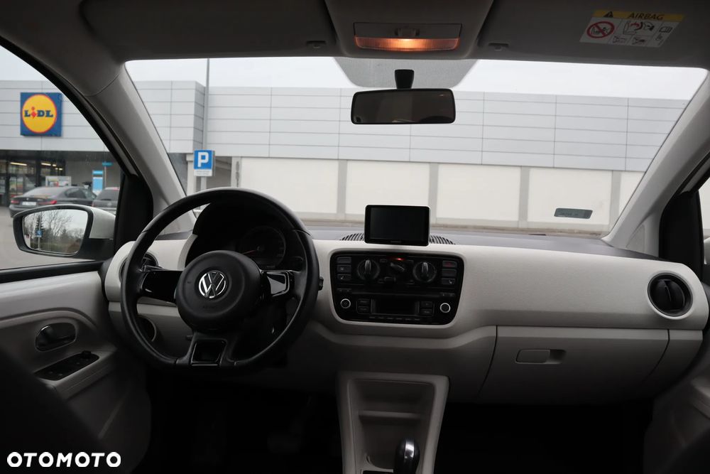 Volkswagen up! 1.0 move - 25