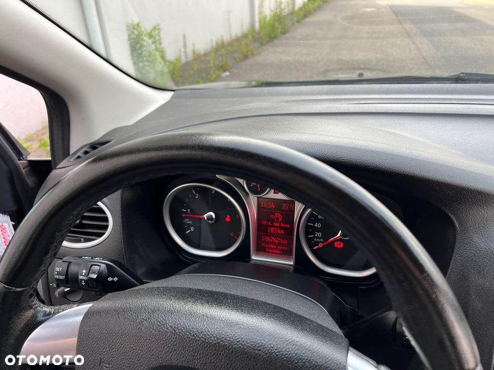 Ford Focus 1.6 TDCi DPF Sport - 34