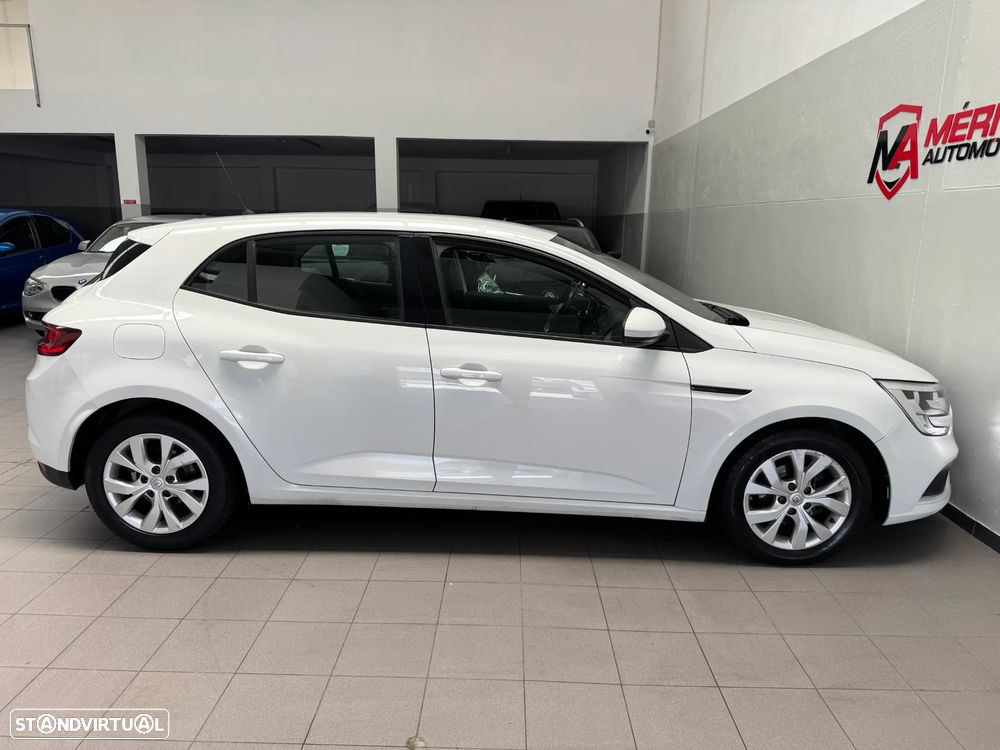 Renault Mégane 1.5 dCi Confort - 8
