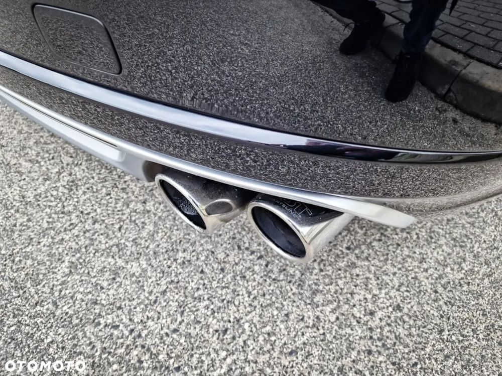Audi S8 - 10
