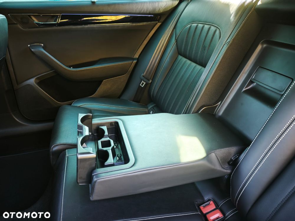 Skoda Superb 2.0 TDI SCR L&K DSG - 3
